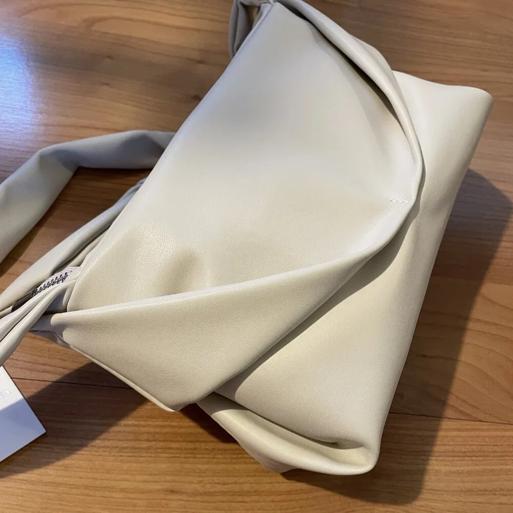 STREET LEVEL handbag! So Soft Vegan Leather Cream Knot Bag. RARE Shoulder Purse! - Picture 5 of 16